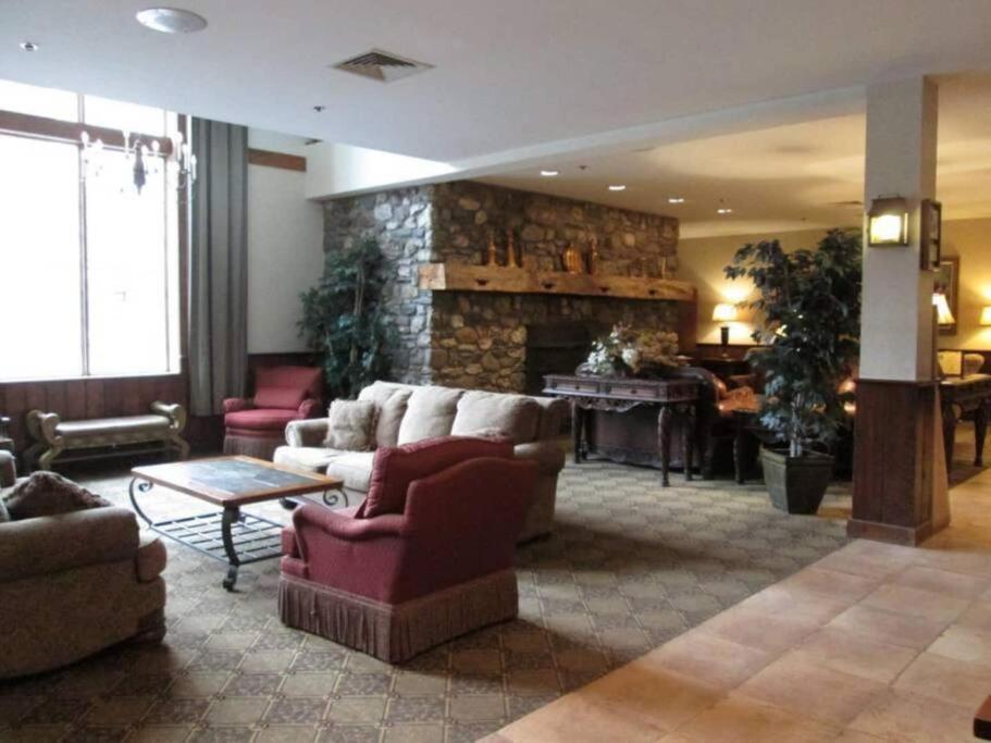 Ski On Off 1Br Suite 1St Flr Sleeps 4 Jiminy Peak Hancock Eksteriør billede